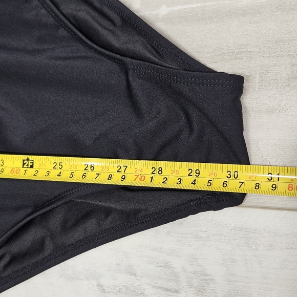 TA3 Sleeveless Surfy One Piece Swimsuit Size XL Short Black/White - Picture 7 of 15